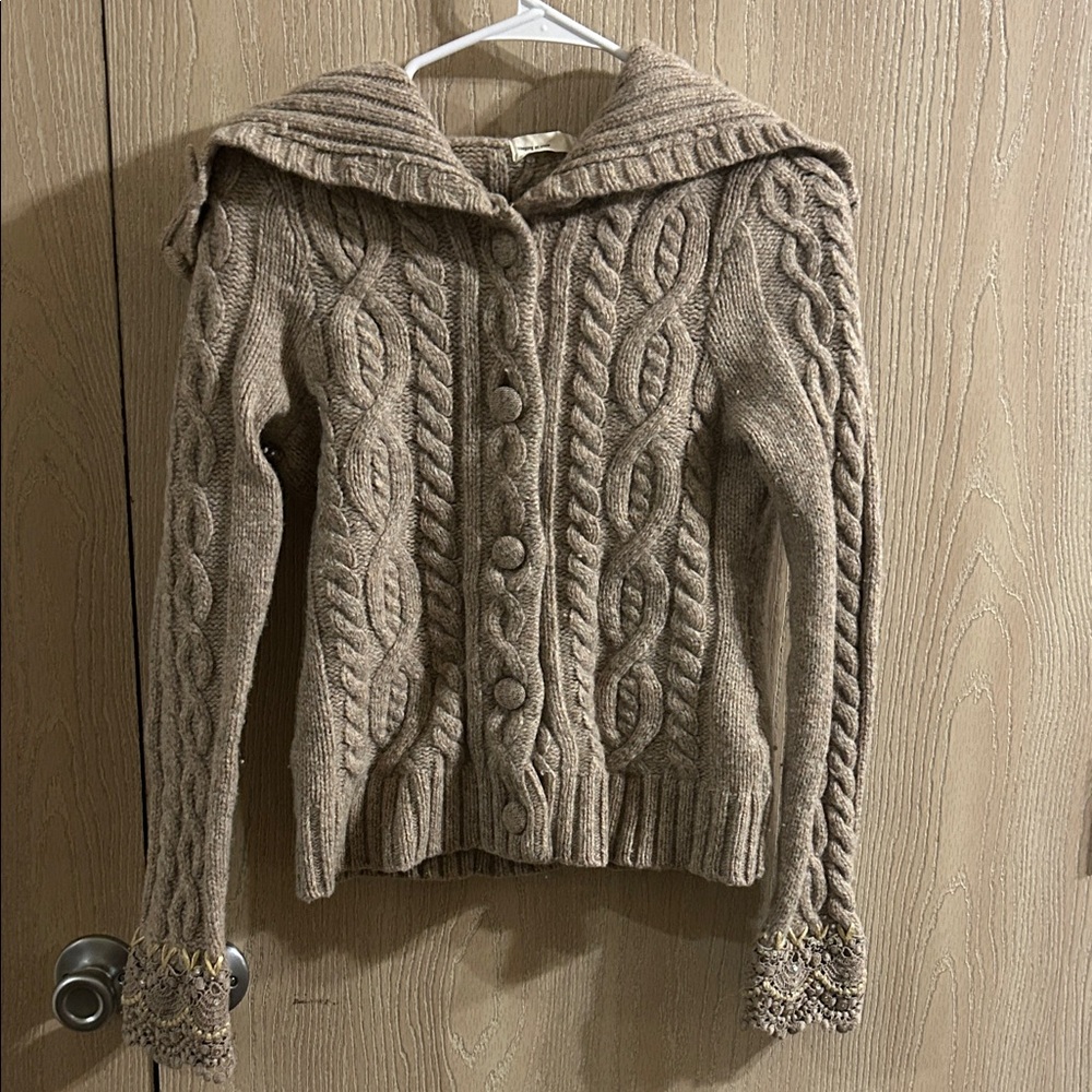 Elegant Cable Knit Cardigan in Tan